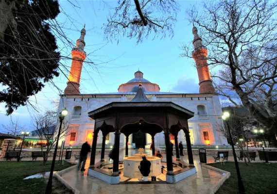 الجامع الاخضر في بورصة إحدى أجمل معالم المدينة